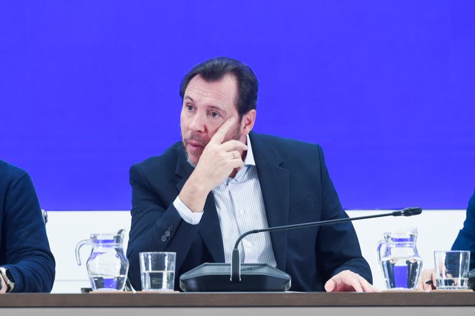 El ministro de Transportes y Movilidad Sostenible, Óscar Puente.