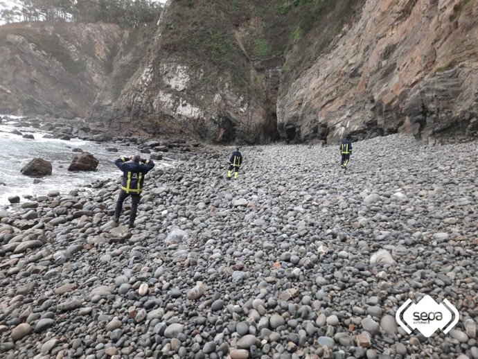 Rastreo de un pescador desaparecido en Coaña