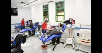 Tercer día de donaciones de sangre al triple de un día normal, con 2.449 bolsas el miércoles, por Adamuz (Córdoba)