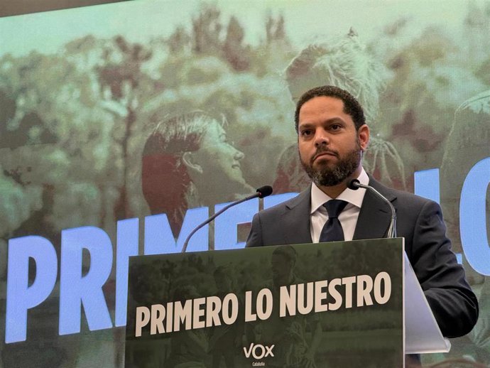 El secretario general de Vox y presidente del partido en Catalunya, Ignacio Garriga, en un acto en Barcelona para presentar las principales propuestas del partido para 2026.