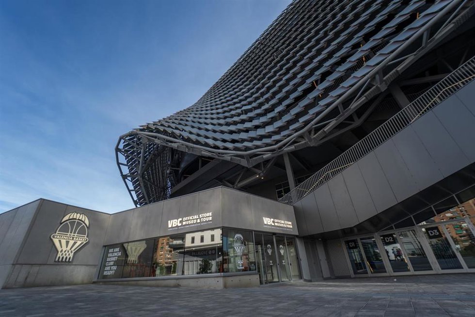 Archivo - Exterior del Roig Arena durante la presentación del recinto Roig Arena