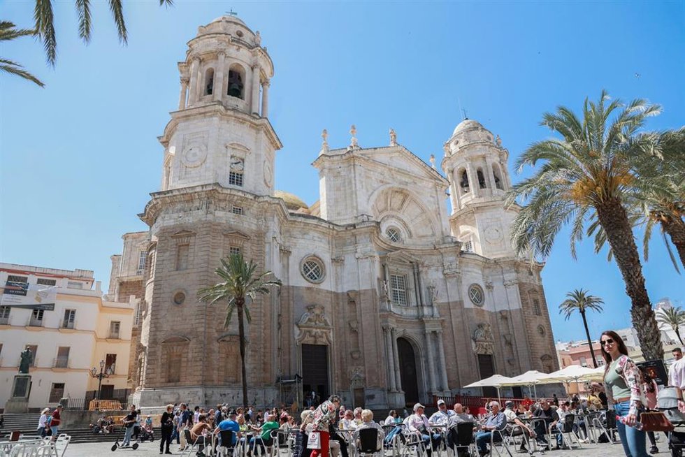 Archivo - Vista de la Catedral de Cádiz.