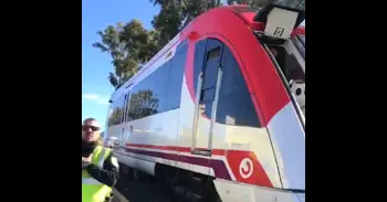 Seis heridos leves al chocar el FEVE Cartagena-Los Nietos contra una grúa en Alumbres