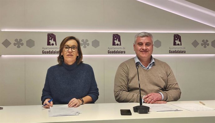 El teniente de alcalde de Urbanismo, Alfonso Esteban, en rueda de prensa.