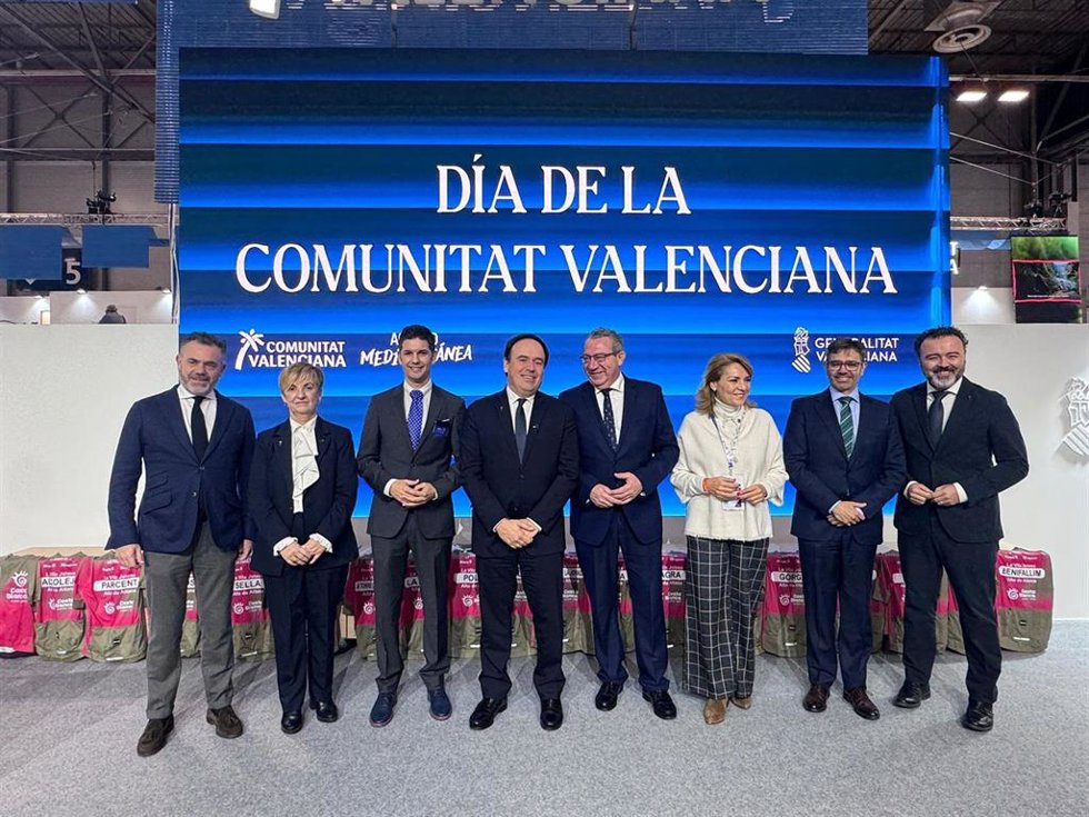 HOSBEC ha presentado en Fitur el primer informe sobre resultados de la actividad turística y hotelera de 2025 y perspectivas estratégicas para el año 2026