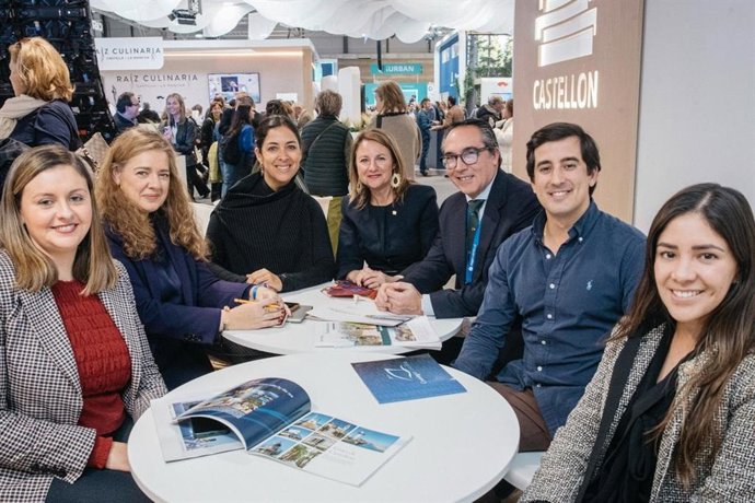 PortCastelló atrae el interés de una firma mexicana para establecer una terminal de cruceros en Fitur