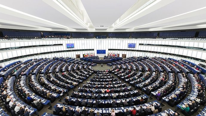 Archivo - Pleno del Parlamento Europeo