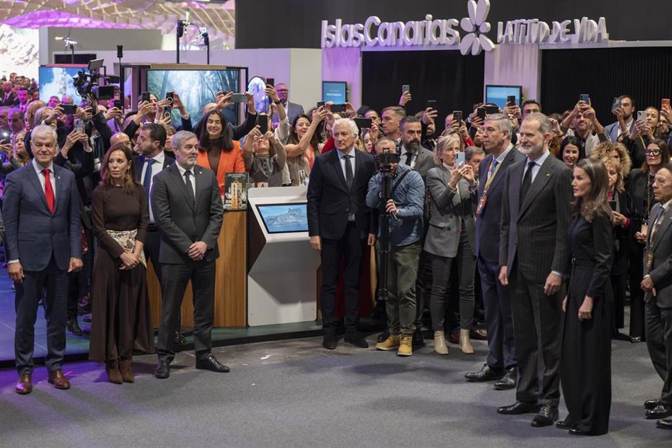 Visita de los Reyes al estand de Canarias en Fitur 2026