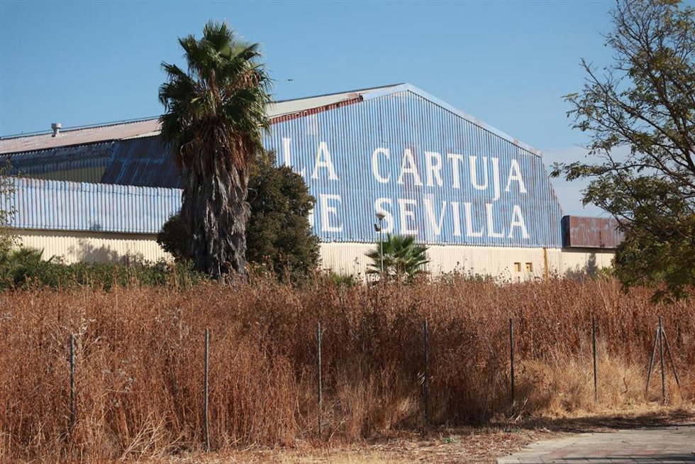 Archivo - Imágenes actuales de la fábrica de cerámicas de La Cartuja Pickman. 
