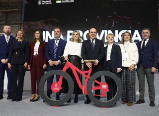 El presidente de la Generalitat, Juanfran Pérez Llorca, participa en la presentación del proyecto de impulso al cicloturismo en la provincia de Castellón