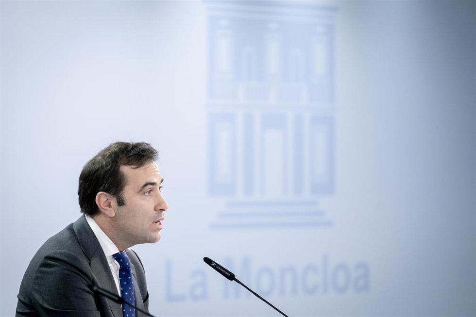Archivo - El ministro de Economía, Comercio y Empresa, Carlos Cuerpo.