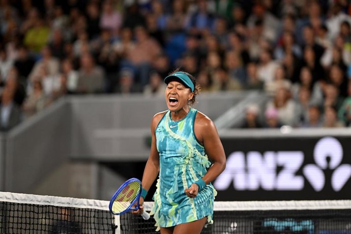 22 January 2026, Australia, Melbourne: Japanese tennis player Naomi Osaka celebrates victory against Romania's Sorana Cirstea during their women's singles secnd round match on day 5 of the 2026 Australian Open tennis tournament at Melbourne Park. Photo: L