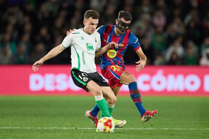 El jugador del Real Racing Club, Iñigo Vicente.