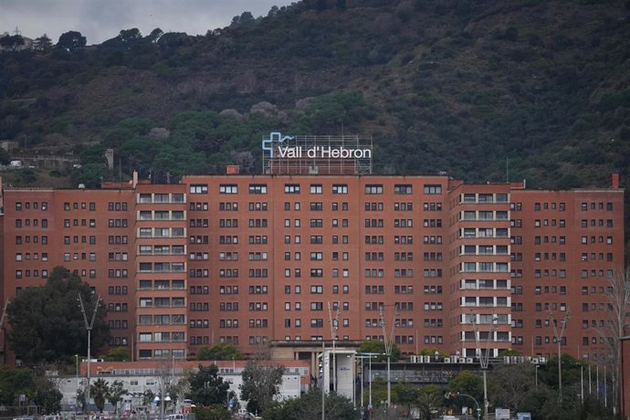 Archivo -  Fachada del Hospital Vall d’Hebron, a 19 de enero de 2026, en Barcelona, Cataluña (España).