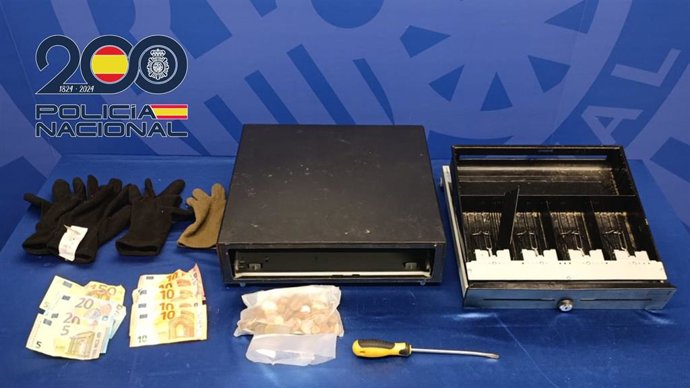 Detenidos dos presuntos autores de hasta cinco robos con fuerza en diferentes establecimientos de Logroño