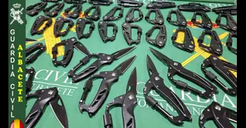 La Guardia Civil de Albacete interviene cincuenta armas blancas prohibidas