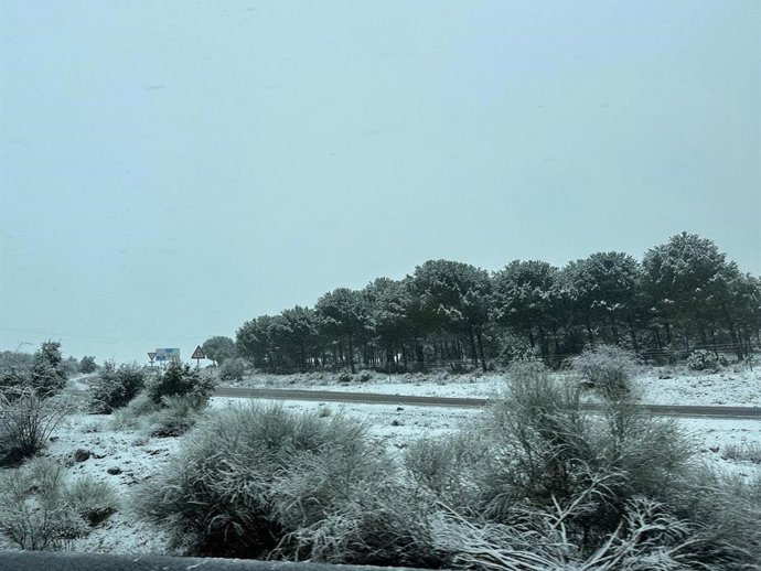 Nieve en carretera de Segovia
