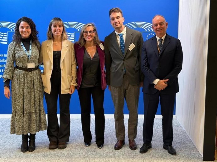 C-LM comparte en el Parlamento Europeo su modelo de Atención Primaria como eje de resiliencia, equidad y sostenibilidad