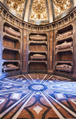 Archivo - Cripta De La Iglesia Del Fuerte De San Francisco Restaurada