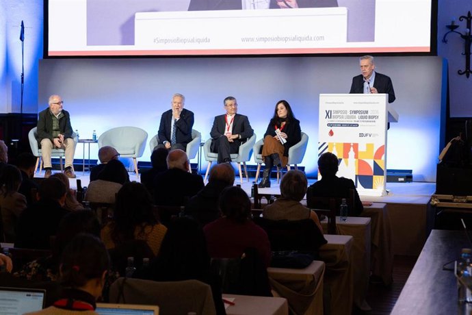 Santiago reúne a más de 300 expertos para abordar cómo la biopsia líquida permite detectar con antelación recaídas