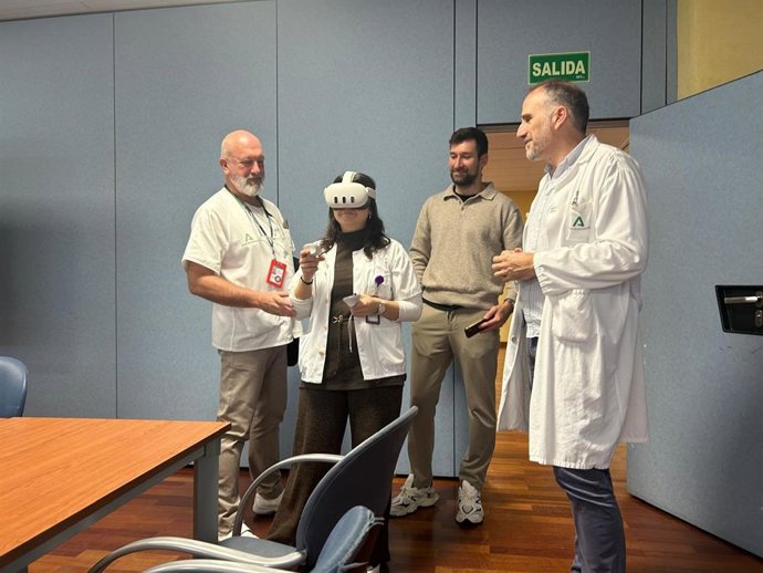 Profesionales del Hospital de Antequera se forman en comunicación clínica con IA