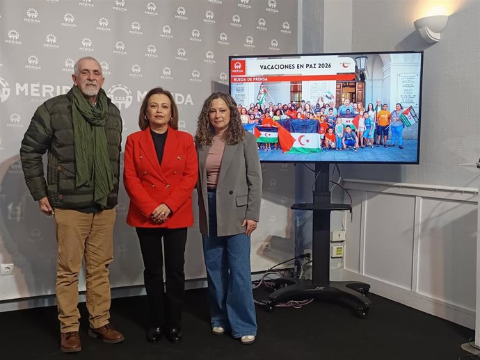 Presentación de la campaña 'Vacaciones en Paz 2026', que promueve NUR Saharaui Extremadura