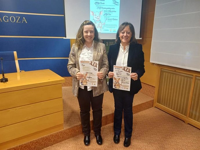 La alcaldesa de Mainar, Lina Hernando, y la diputada delegada de Cultura de la DPZ, Charo Lázaro, en la presentación de la fiesta de la matacía.