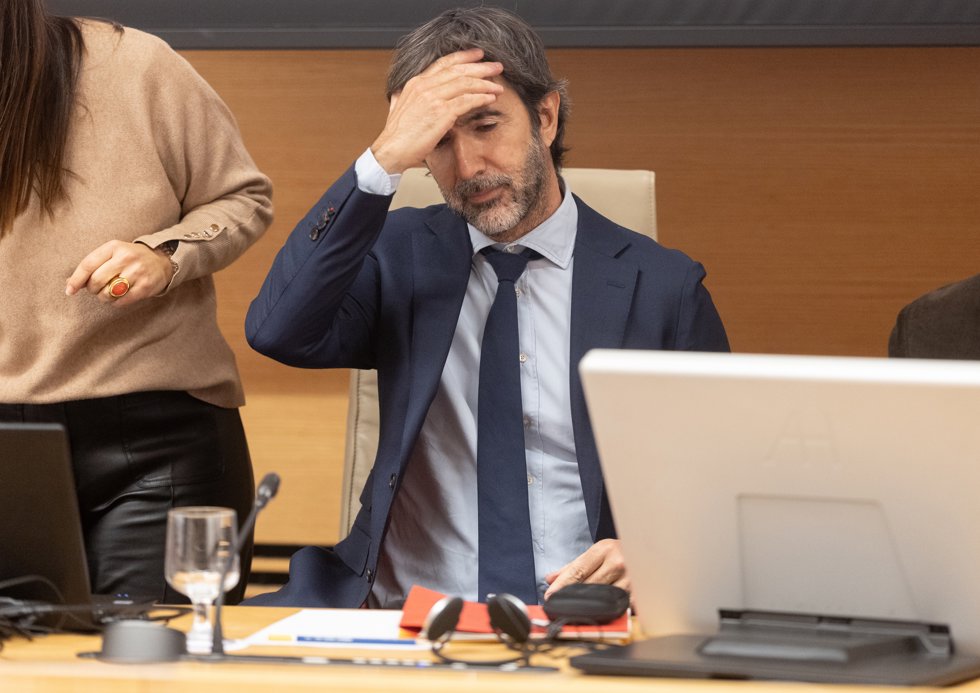 El director de Políticas Públicas de Meta España y Portugal, José Luis Zimmermann, durante una comparecencia ante la Comisión de Economía, Comercio y Transformación Digital en el Congreso, a 23 de enero de 2026, en Madrid (España).