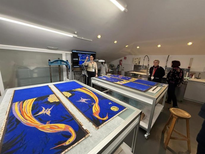 El Museo Nacional Centro De Arte Reina Sofía Presta Un Biombo Pintado Por Salvador Dalí A Comienzos De Los Años Veinte Al Ayuntamiento De Figueres (Girona)