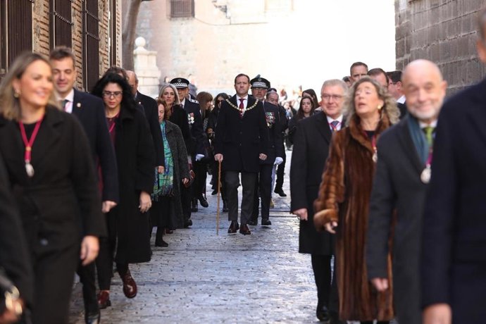 El alcalde de Toledo destaca el legado de San Ildefonso en una jornada marcada por el recuerdo y el reconocimiento