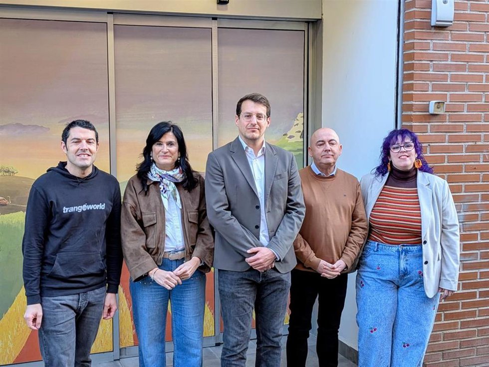 Jorge Pueyo, junto a otros integrantes de la candidatura de Chunta Aragonesista.