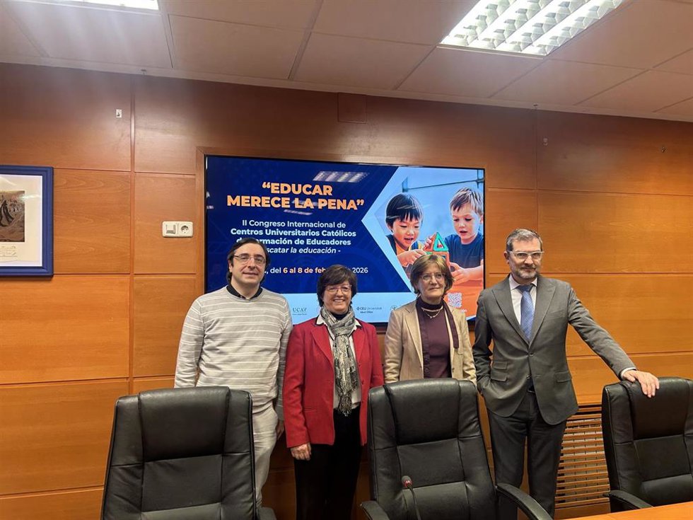 Presentación del II Congreso de Educación Católica 'Educar merece la pena'.