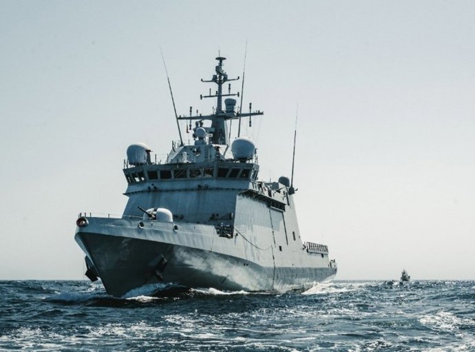 El Buque de Acción Marítima (BAM) 'Audaz' navegando. Archivo