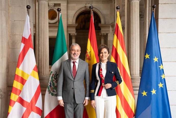 Collboni i Delgadillo aquest divendres a l'Ajuntament de Barcelona