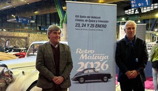 José Enrique Elvira, director de Eventos del Motor, y Nacho Román, director general de Fycma en la inauguración del salón Retro Málaga