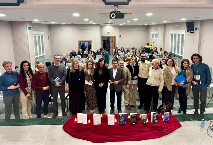 Acto de celebración del 40 aniversario de la biblioteca municipal de Valdepeñas de Jaén.