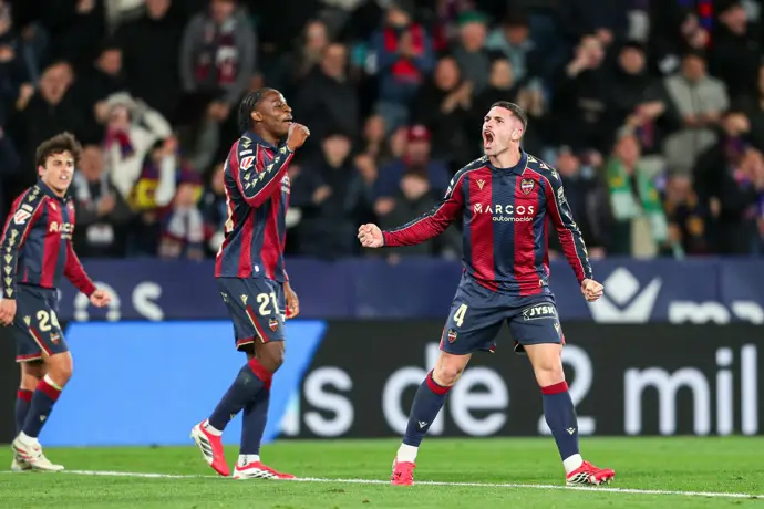 Adrián 'Dela' celebra un gol con el Levante UD. - Ivan Terron / AFP7