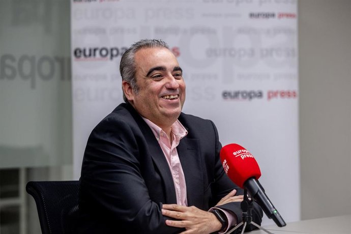 El alcalde de San Fernando de Henares, Javier Corpa, en una entrevista con Europa Press