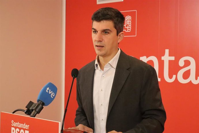 El portavoz del PSOE de Santander, Daniel Fernández