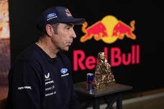 El piloto español Nani Roma (Ford),  en una entrenvista a Europa Press en la sede de Red Bull en Madrid.