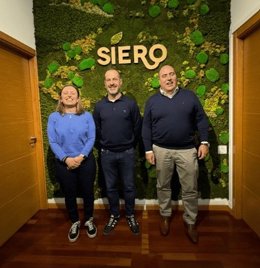 María Calvo y Ángel García, a la izquierda