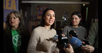 Irene Montero, sobre el acto de Ayuso y Azcón en Zaragoza: "Los comerciales de Quirón hacen campaña en Aragón"