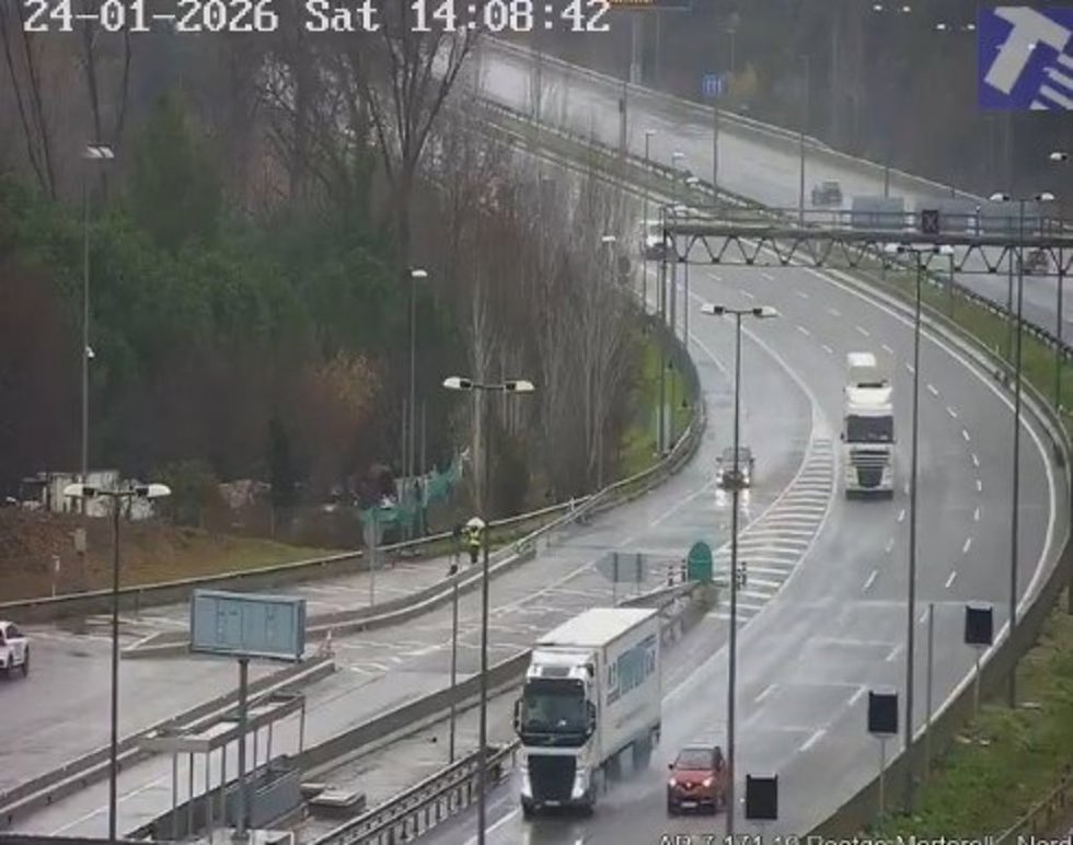 La autopista AP-7 reabierta en sentido sur en Martorell (Barcelona)