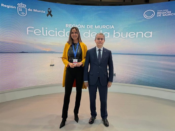 El Ayuntamiento de Murcia y Valladolid han renovado en Fitur su acuerdo de promoción turística como muestra del éxito que se obtuvo con ello el pasado año.