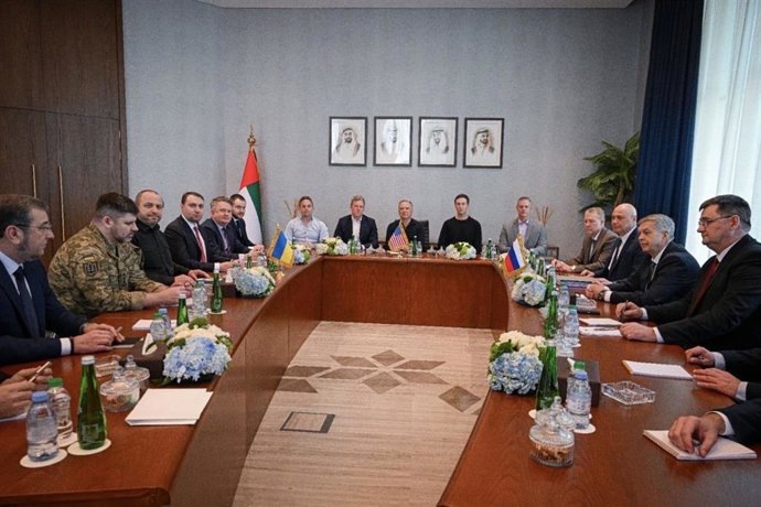 Reunión entre Estados Unidos, Ucrania y Rusia en Abu Dabi