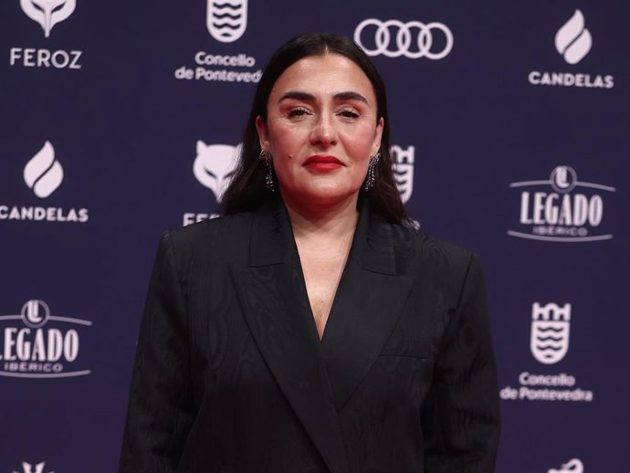 La actriz Candela Peña posa en la alfombra roja de los Premios Feroz 2026, en el Pazo da Cultura, a 24 de enero de 2026, en Pontevedra, Galicia (España).