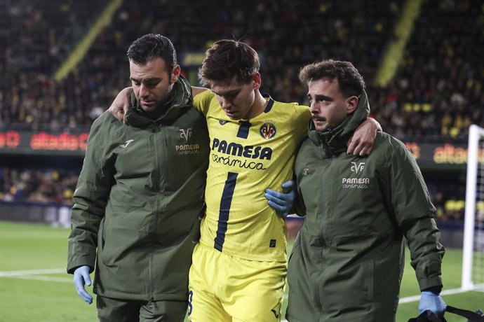 Juan Foyth of Villarreal CF get injured during the Spanish league, LaLiga EA Sports, football match played between Villarreal CF and Real Madrid at La Ceramica stadium on January 24, 2026, in Villarreal, Spain.