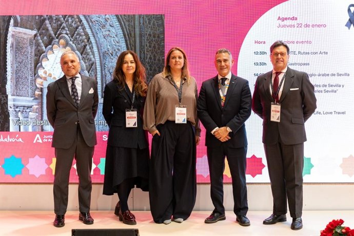 La comitiva del Ayuntamiento de Sevilla en Fitur 2026.