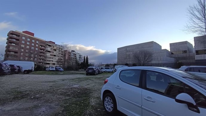 El Ayuntamiento de Jaén solicitará al Estado la cesión del solar anejo al Museo Íbero para convertirlo en un campo de fútbol urbano con zona verde y aparcamiento subterráneo.