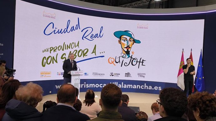 El alcalde de Ciudad Real, Francisco Cañizares, durante su intervención en Fitur.